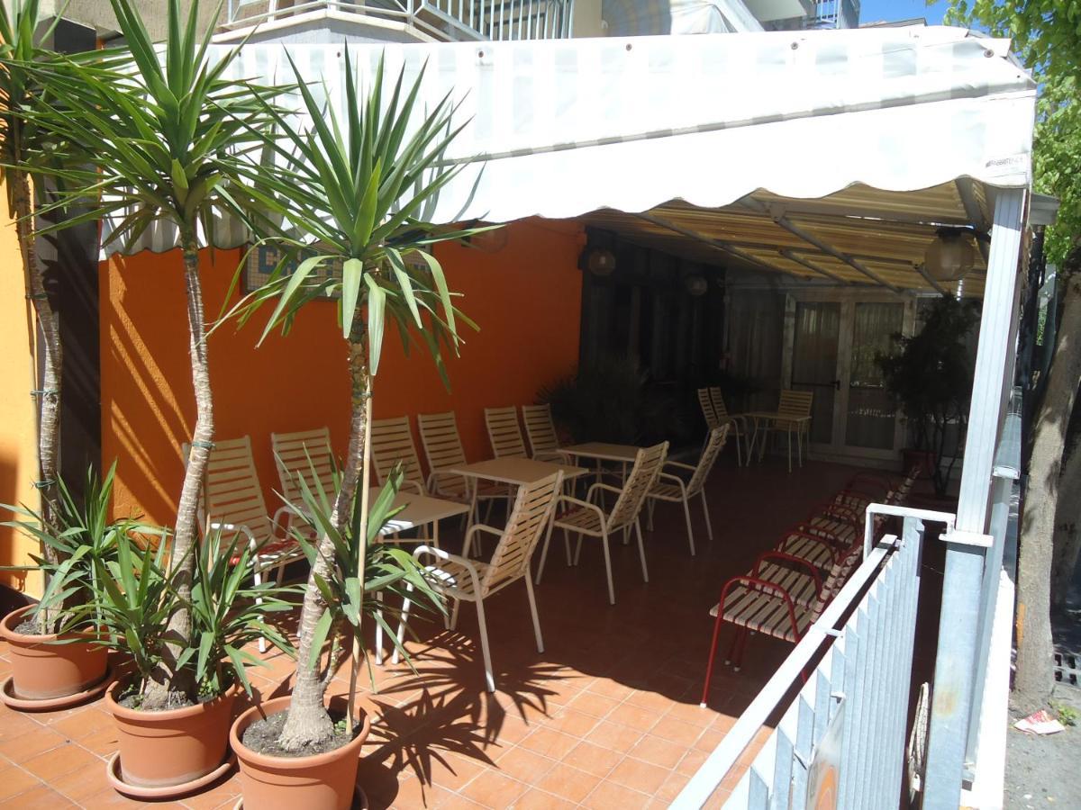 Hotel Castellani ริมินี ภายนอก รูปภาพ